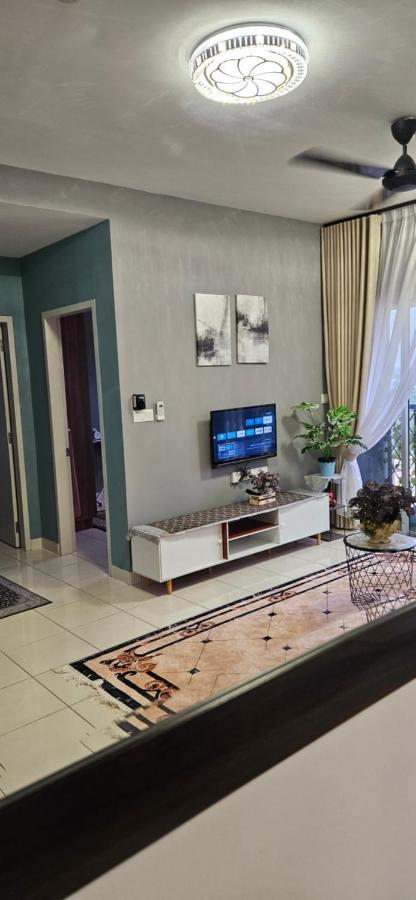 Er Homestay 2R1B Suite Nearby Klia Terminal Sepang Exterior foto